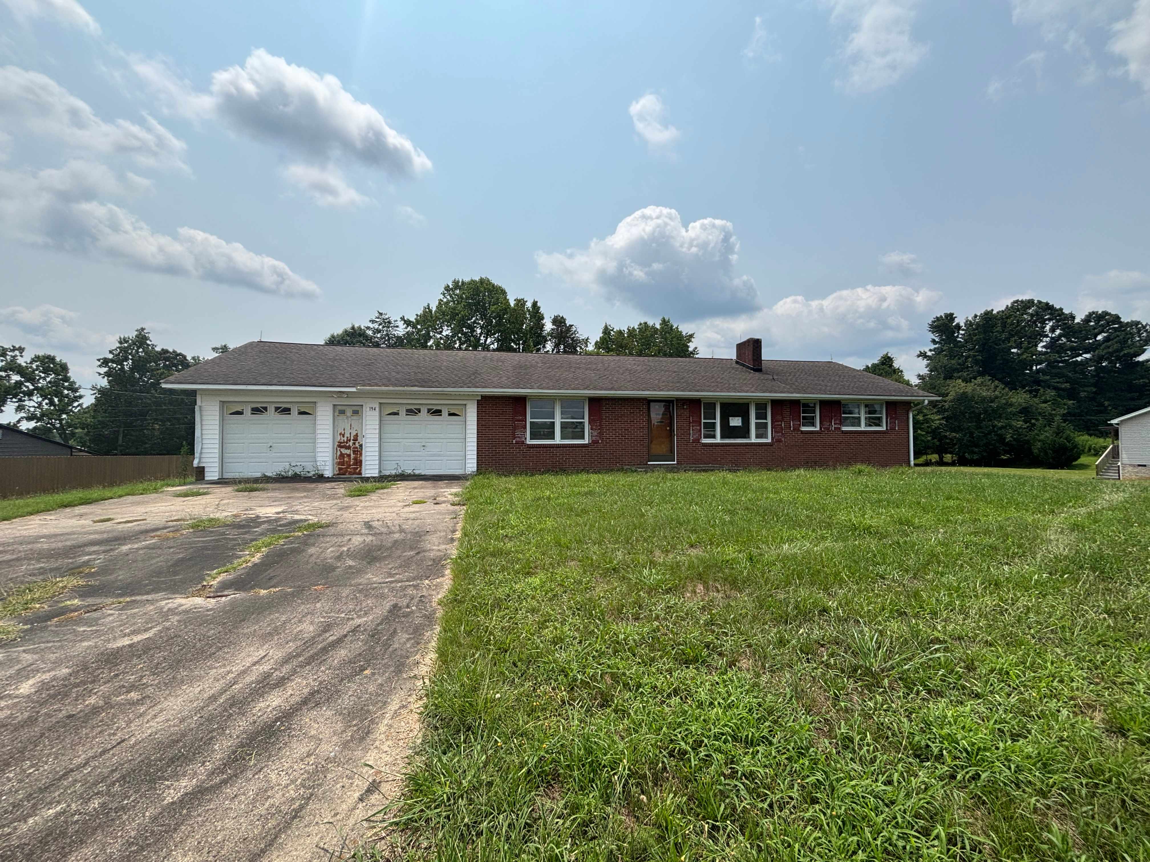 194 Hanes Ln photo
