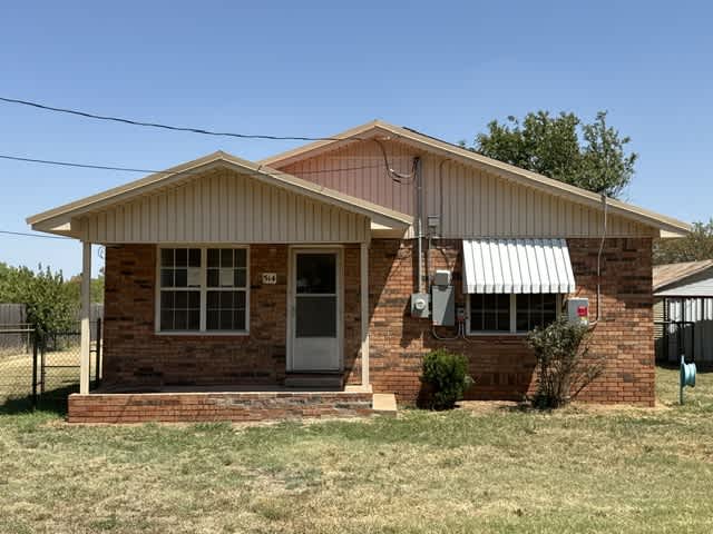 Photograph of 514 S Sycamore, Archer City, TX 76351