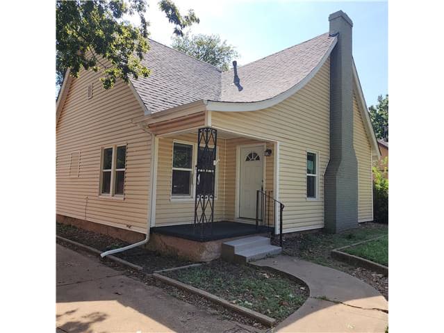 Photograph of 1123 W Kansas Ave, Chickasha, OK 73018