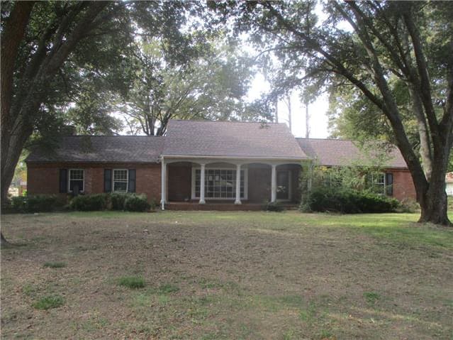 Photograph of 13 Wolfe Dr, Mc Gehee, AR 71654