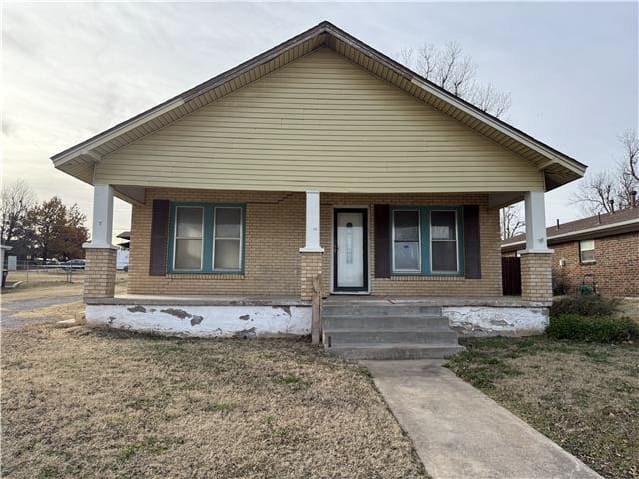 Photograph of 203 N Rush Ave, Rush Springs, OK 73082