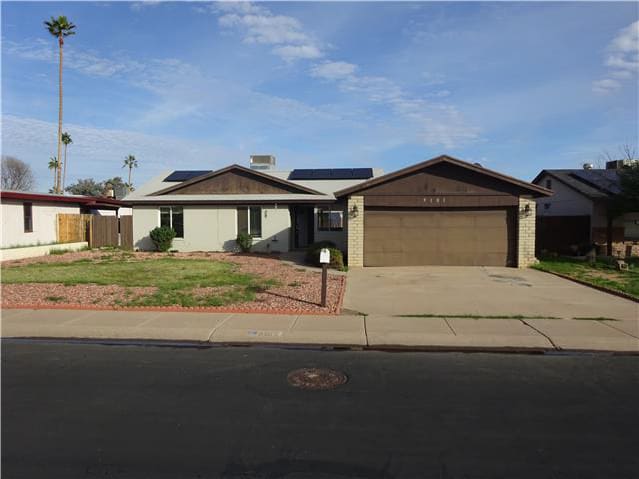 Photograph of 9101 N 57th Ave, Glendale, AZ 85302