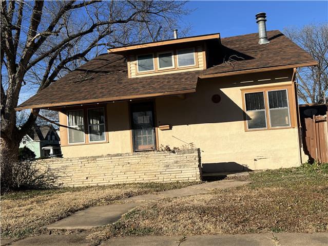 Photograph of 323 W 4th St, Wellington, KS 67152