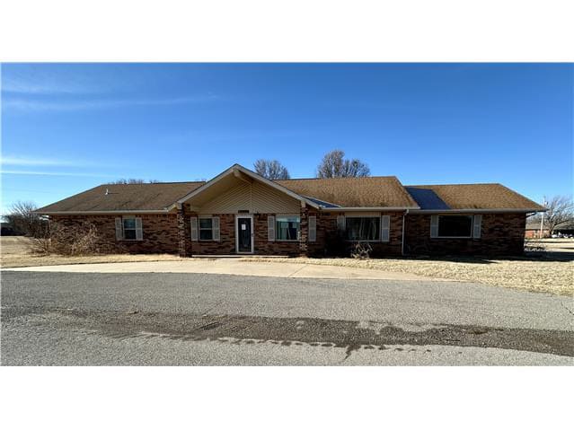 Photograph of 414 Washington St, Corn, OK 73024