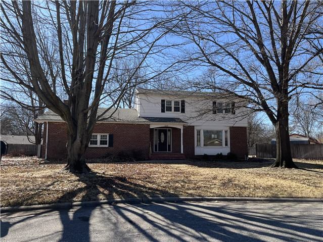 Photograph of 1825 Circle Dr, Eldorado, KS 67042