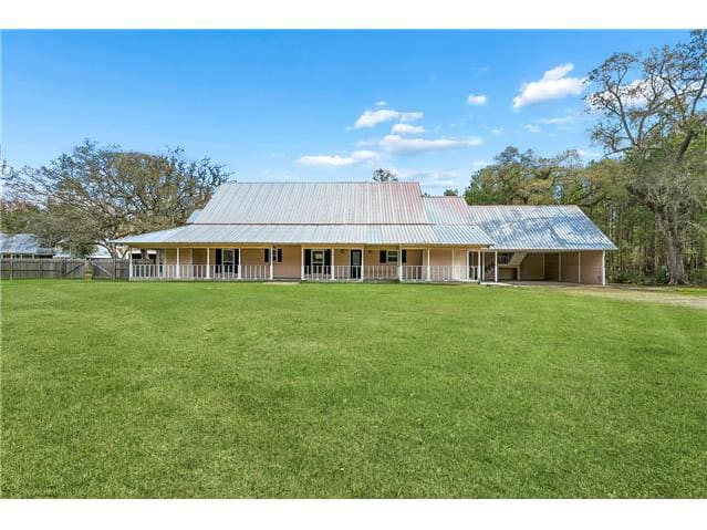 Photograph of 23312 Blood River Rd, Springfield, LA 70462