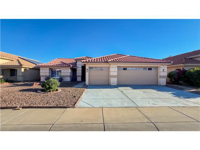 Photograph of 3925 W Charter Oak, Phoenix, AZ 85029