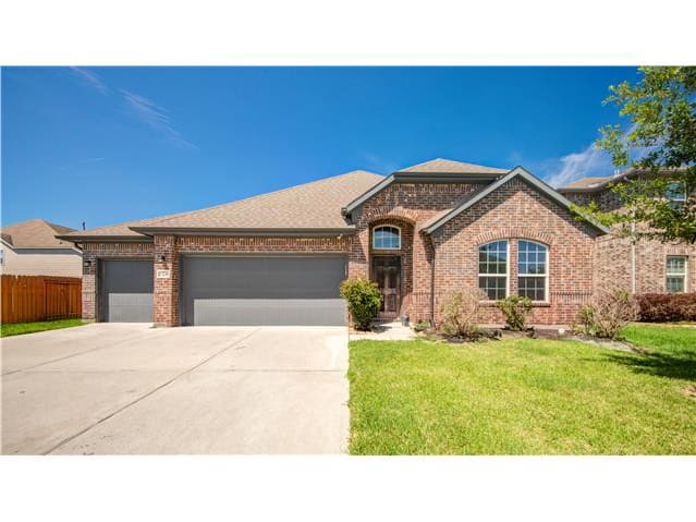Single Family Home 4BR 2BA — 10406 Sill Prairie, Rosharon, TX