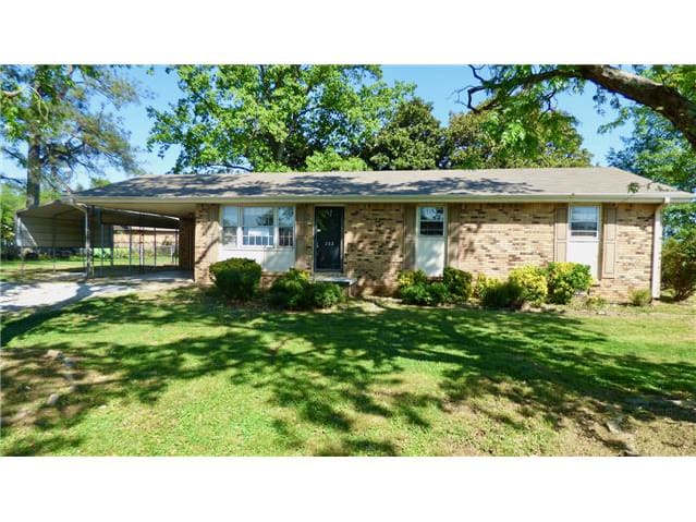 Photograph of 203 James St, Muscle Shoals, AL 35661