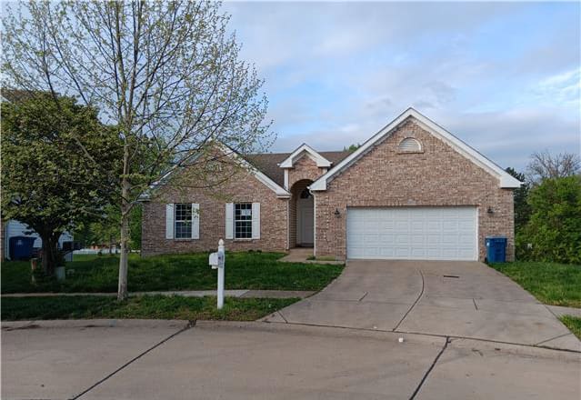 Photograph of 318 Coventry Trail Ln, Maryland Heights, MO 63043