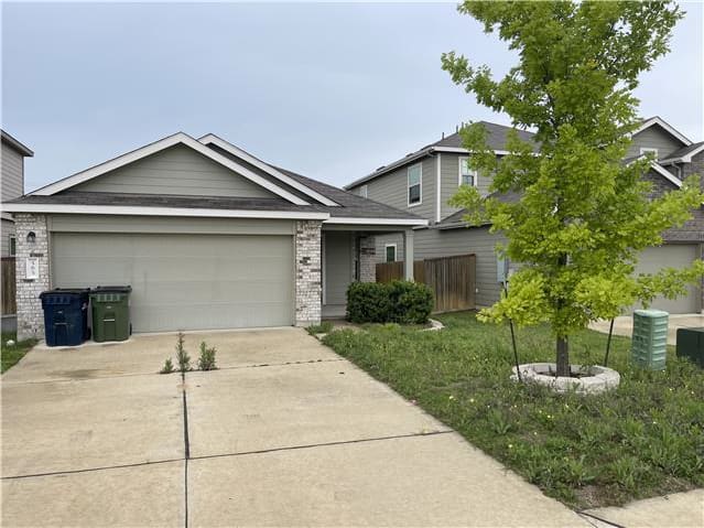 Single Family Home 3BR 2BA — 565 Greatest Gift Way, Jarrell, TX