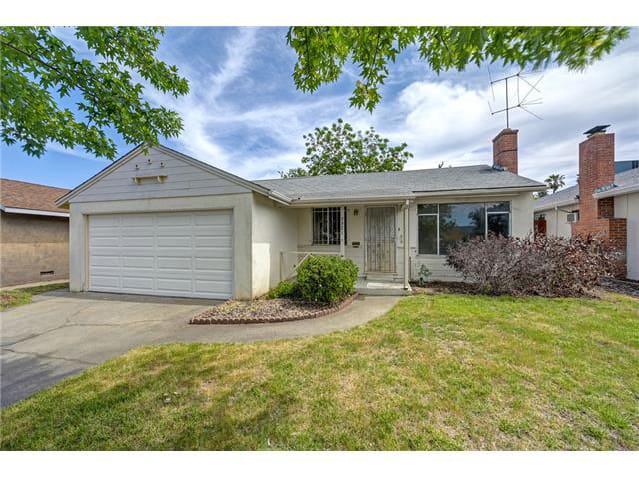 Single Family Home 3BR 1BA — 5521 78th St, Sacramento, CA