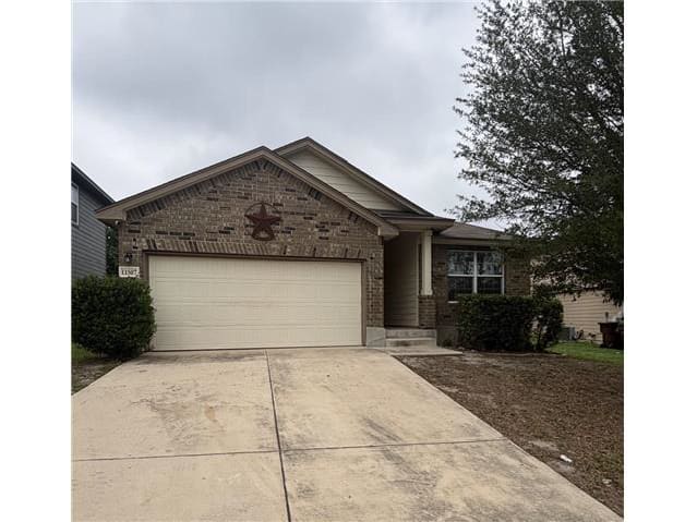 Single Family Home 3BR 2BA — 11507 N Peak, San Antonio, TX
