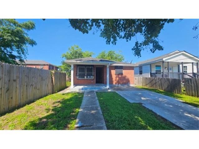 Single Family Home 4BR 1BA — 4116 Jumonville St, New Orleans, LA