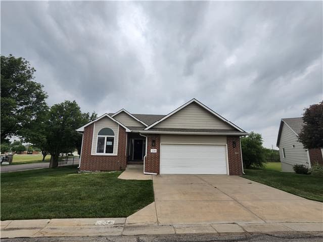 Single Family Home 2BR 2BA — 2022 S Webb Rd #234, Wichita, KS