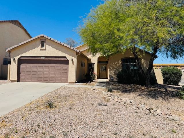 Single Family Home 3BR 2BA — 44182 W Juniper Ave, Maricopa, AZ