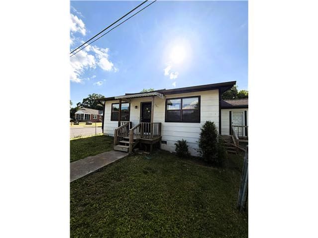 Single Family Home 3BR 2BA — 161 Elm Street, Trion, GA
