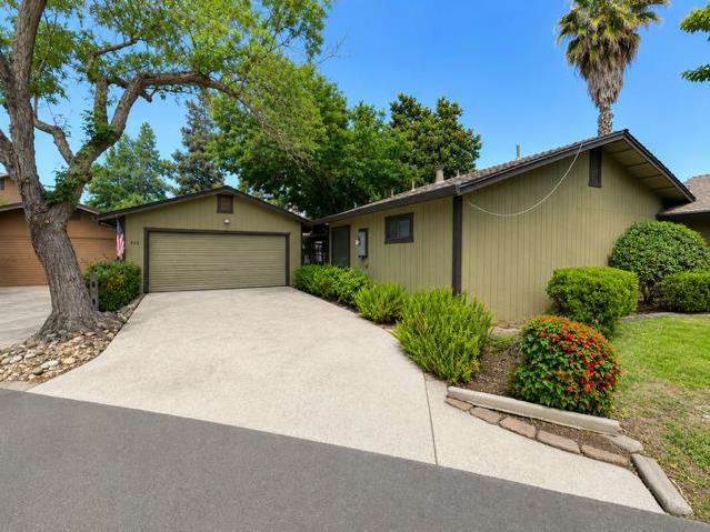 Photograph of 622 Sunnybrook Cir, Turlock, CA 95382
