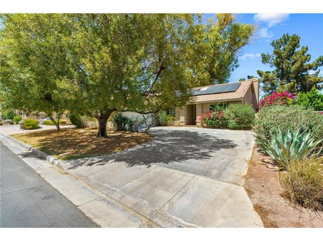 Photograph of 73816 White Sands Dr, Thousand Palms, CA 92276