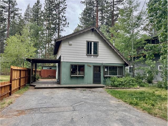 Photograph of 1184 Stockton Ave, South Lake Tahoe, CA 96150