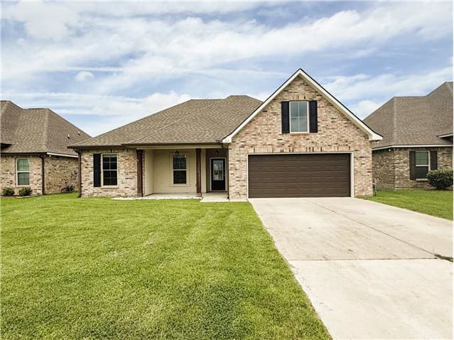 Photograph of 212 Margaret Lucia Dr, Maurice, LA 70555