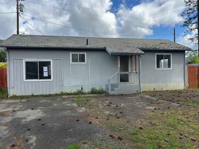 Photograph of 61 Virginia St., Weaverville, CA 96093