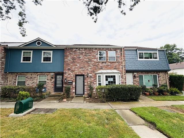 Photograph of 4032 Oak Villa Cir, Carmichael, CA 95608