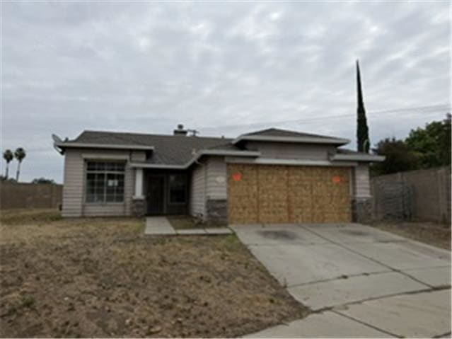 Photograph of 1299 Moonlight Dr, Ceres, CA 95307
