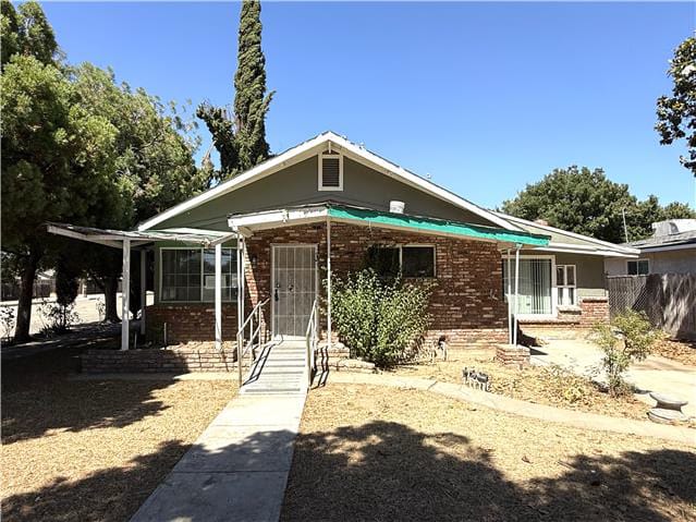 Single Family Home 3BR 2BA - 901 S C St, Madera, CA