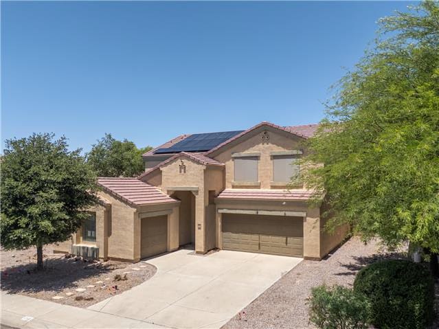 Single Family Home 4BR 2.1BA - 1740 E Cardinal Dr, Casa Grande, AZ