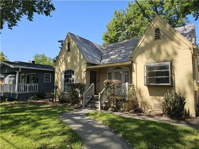 Photograph of 536 Fourth St, Woodland, CA 95695