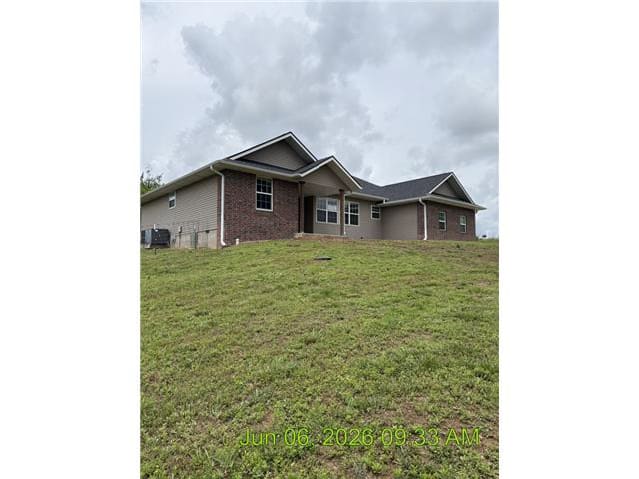 Photograph of 20565 Farm Rd 1110, Cassville, MO 65625