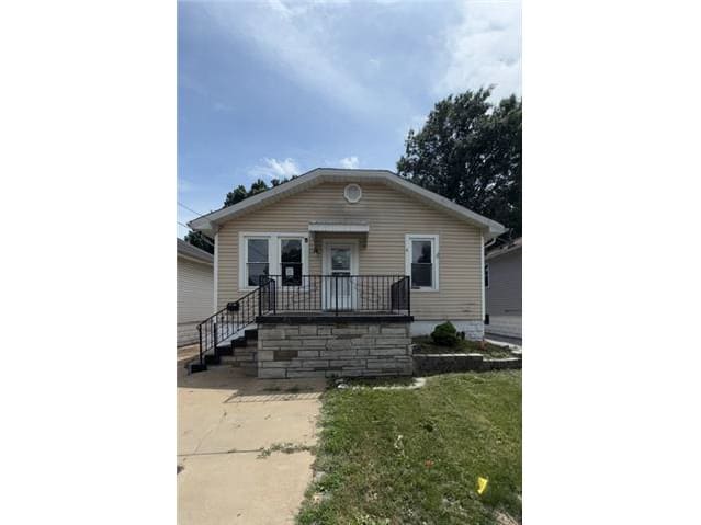 Single Family Home 2BR 1BA - 4630 Tiemann Ave, Saint Louis, MO