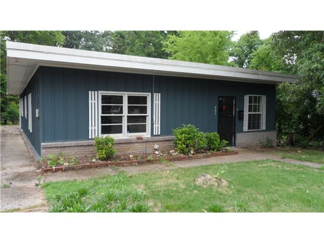 Photograph of 942 Cleveland Ave, Gadsden, AL 35901
