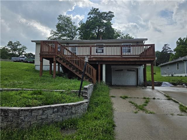 Single Family Home 3BR 1BA - 1421 S 6th St, Atchison, KS