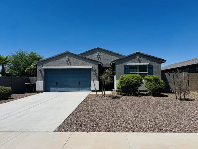 Single Family Home 4BR 3BA - 35250 W Merced St, Maricopa, AZ