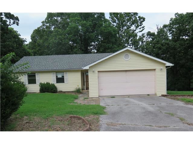 Single Family Home 3BR 2BA - 13442 Mimosa Ln, Fayetteville, AR