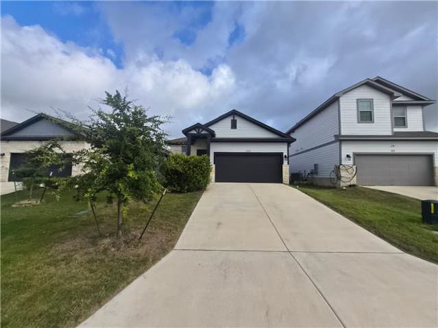 Photograph of 109 Drifter Ln, Jarrell, TX 76537
