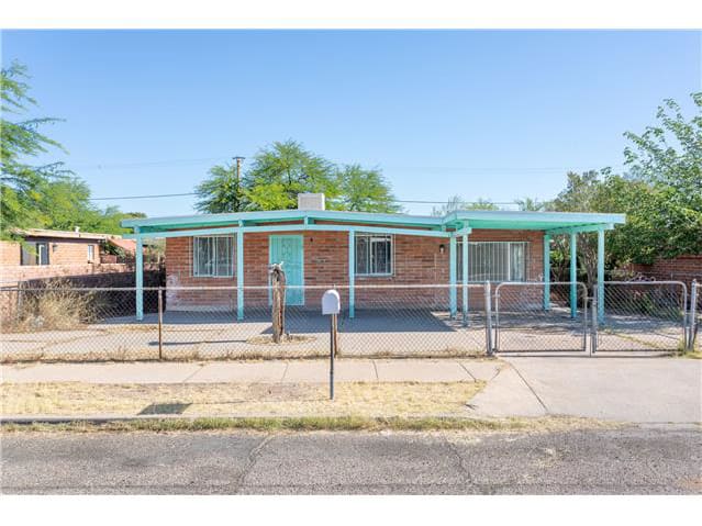 Single Family Home 3BR 2BA - 620 W Calle Garcia, Tucson, AZ