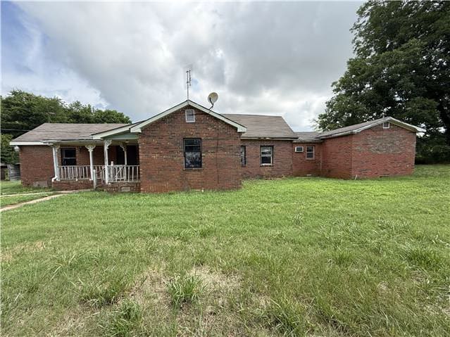 Photograph of 1733 Tanner Rd, Danville, AL 35619