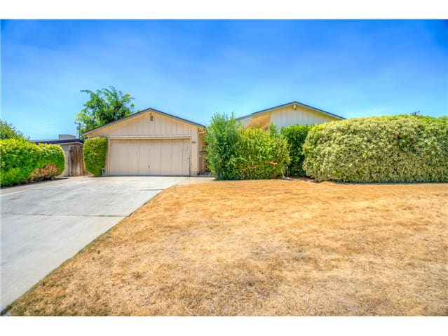Single Family Home 3BR 2BA - 3008 Pomona St, Bakersfield, CA
