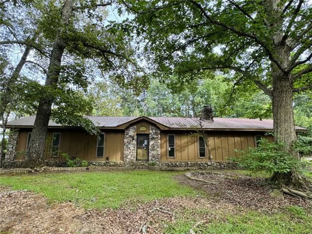 Single Family Home 2BR 2BA - 3341 Country Club Rd, Arkadelphia, AR