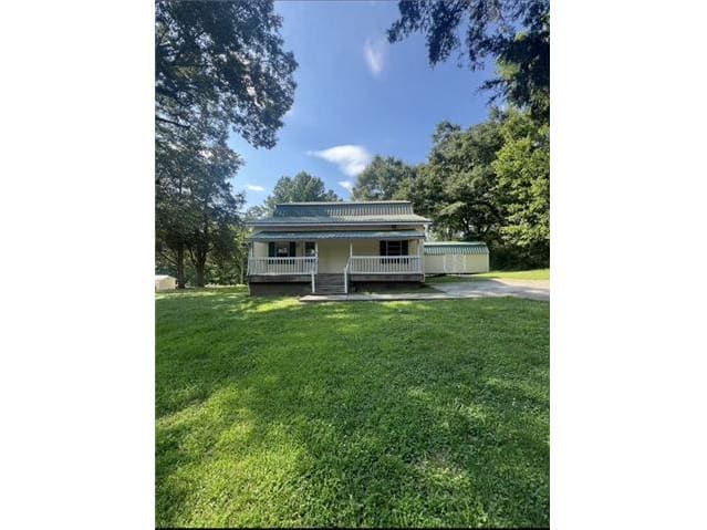 Single Family Home 2BR 2BA - 294 Ridge Street, Trion, GA