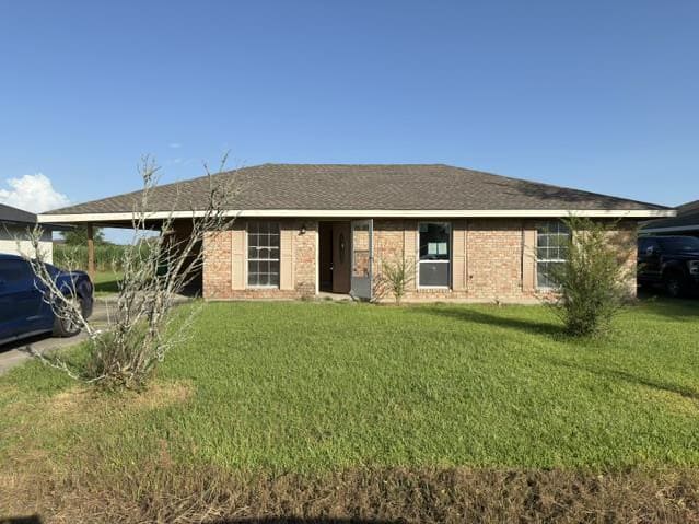 Single Family Home 3BR 1BA - 113 Greenbriar St, Paincourtville, LA