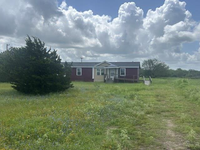 Photograph of 268 West Oaks Dr, Victoria, TX 77905