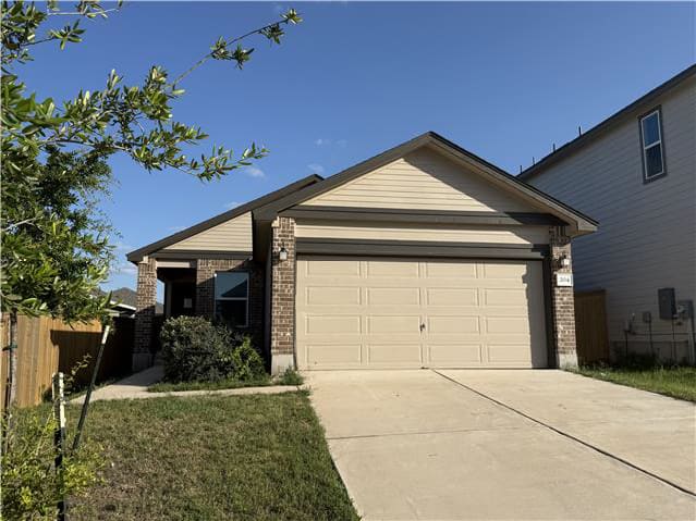 Single Family Home 3BR 2BA - 204 Lucky Texan Rd, Jarrell, TX