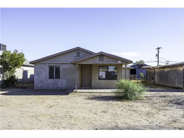 Single Family Home 3BR 1BA - 548 West Dewey Ave, Coolidge, AZ