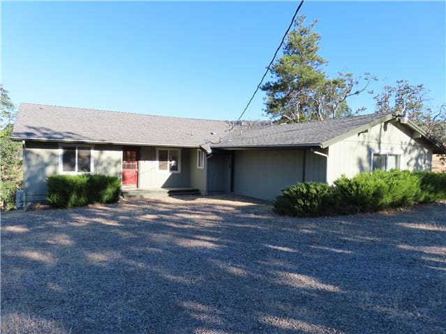 Photograph of 17025 Patricia Ave, Montague, CA 96064