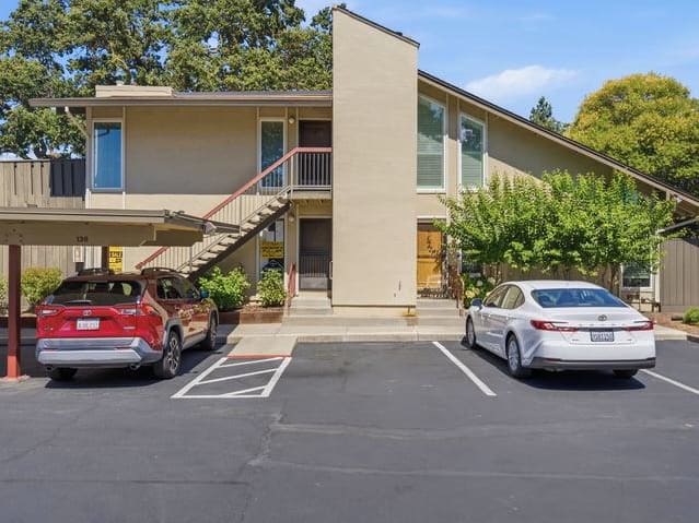 Condo 2BR 2BA - 30 Massolo Dr #b, Pleasant Hill, CA