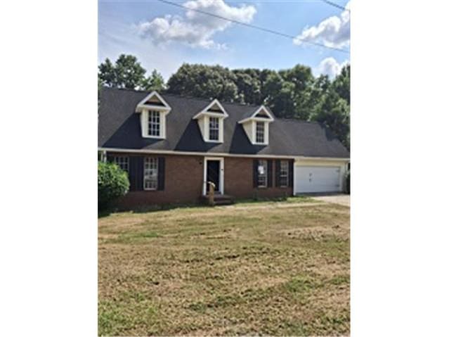 Single Family Home 3BR 2.1BA - 3447 River Mill Ln, Ellenwood, GA
